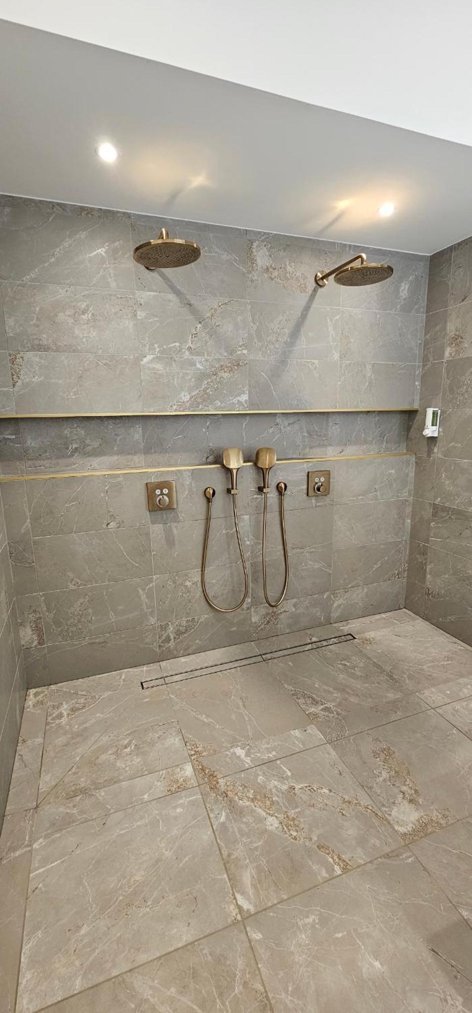 생발레리앙코 Loft De Luxe Le Chic, Grand Jacuzzi, Vue Port De Plaisance 아파트 외부 사진